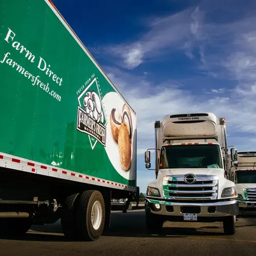Farmer's-Fresh-Trucks.webp